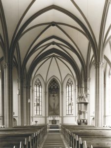 Kirchenraum um 1965